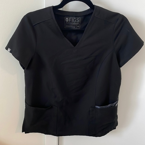 Figs 3 Pocket Scrub Top SIZE XS - Picture 1 of 2